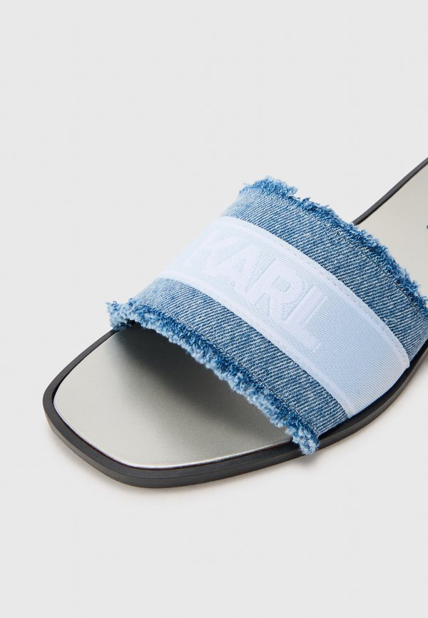 SKOOT II - Slippers4