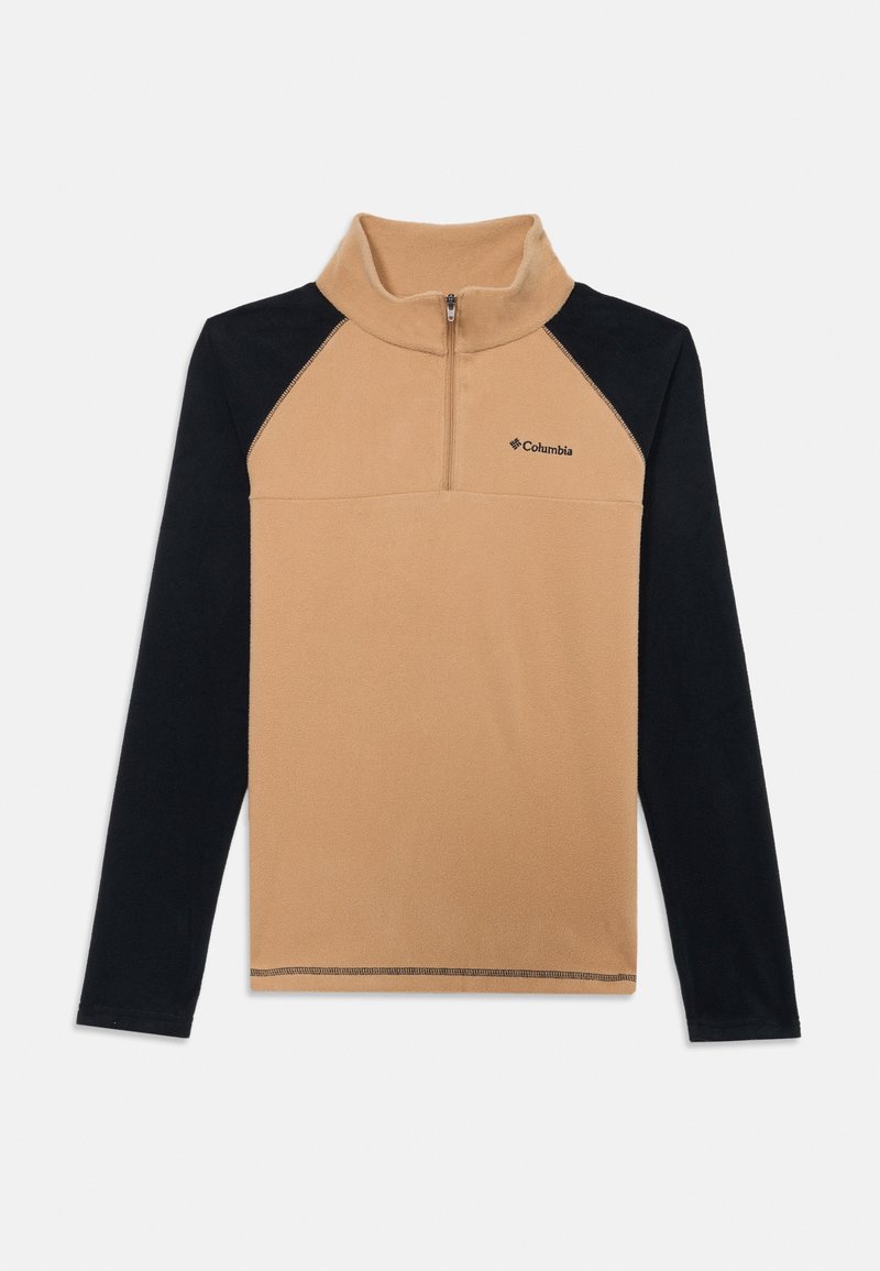 Pull en polaire beige avec un col zippé noir et des manches. Il présente une fermeture éclair d'un quart de longueur et un petit logo sur la poitrine.