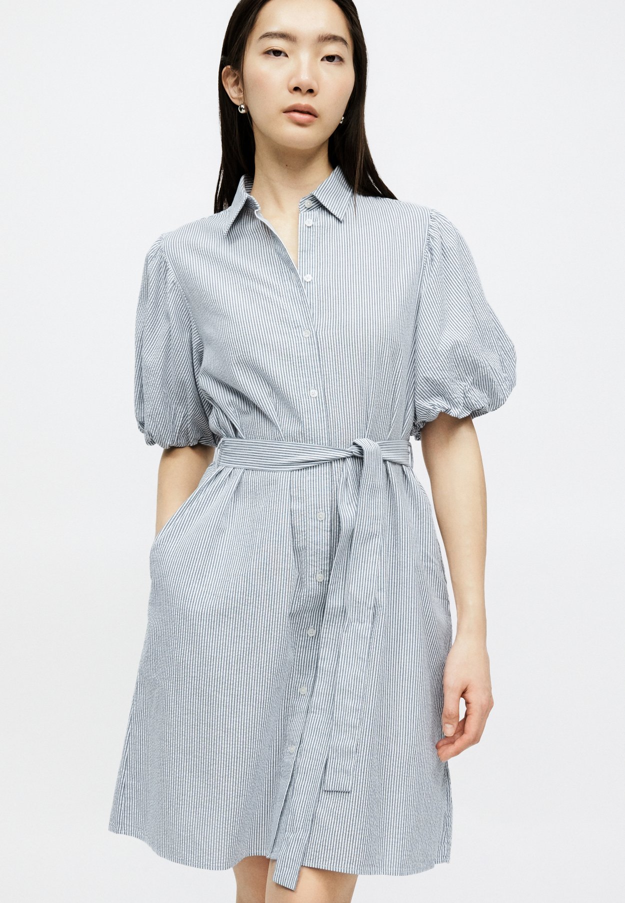 SEERSUCKER PUFF SLEEVE DRESS