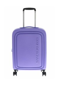 Valise rigide en lavande avec une finition texturée. Dotée d'une poignée télescopique et de quatre roues à roulement doux. Logo embossé à l'avant.