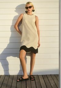 Next Hverdagskjole - cream ecru black