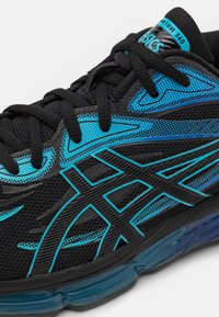 ASICS SportStyle GEL QUANTUM 360 VIII UNISEX - Sportcipő - black/aquarium