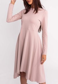 SELFIEROOM Freizeitkleid - beige