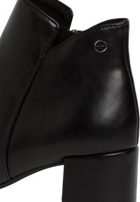 Tamaris Tronchetti - black matt