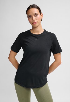 Hummel VANJA - Sports T-shirt - black