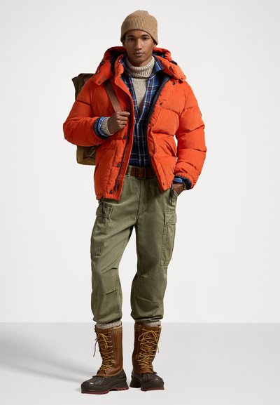 Polo Ralph Lauren THE WAINWRIGHT CORDUROY DOWN JACKET - Down jacket - college orange