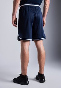 Pier One Sport BASKETBALL SPORTS SHORTS WITH POCKETS - Treningo apatinė dalis - dark blue