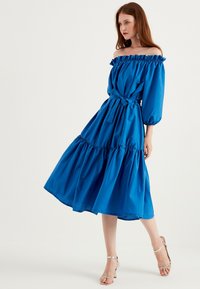 Herita BALLOON SLEEVE - Vardagsklänning - blue