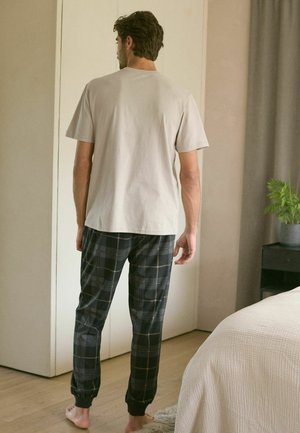 Next MOTIONFLEX COSY SET STANDARD - Nachtwäsche Set - black stone check