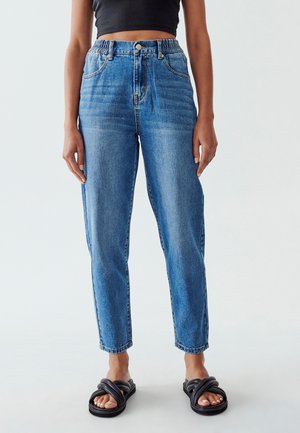 CALLI MOM  - Vaqueros rectos - mid blue wash