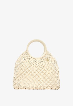 Kremowa pleciona torebka na ramię z charakterystycznym okrągłym uchwytem. Charakteryzuje się misternym, otwartym wzorem oraz teksturowaną powierzchnią. Akcenty w kolorze złotym.