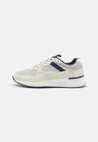 Pier One Sneakers low - white