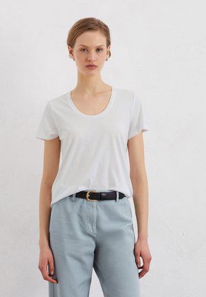 DFC REGULAR SINGLE - Basic T-shirt - white
