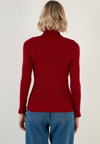 LELA REGULAR FIT - Pulover - red
