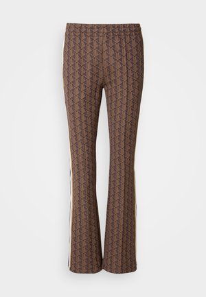 Bruine geruite flared broek met een gestructureerd ontwerp, voorzien van zijkanten met strepen. Elastische tailleband voor comfort.