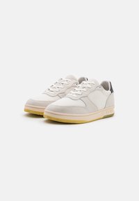 Clae MALONE LITE UNISEX - Sapatilhas - white/black/banana/cedar
