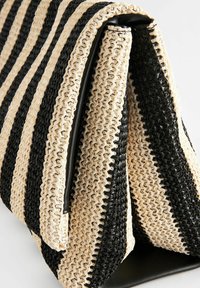 Next WEAVE  - Clutch - monochrome