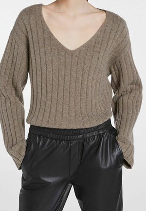 Sweter