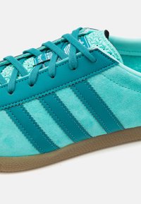adidas Originals LONDON - Matalavartiset tennarit - flash aqua/arctic fusion