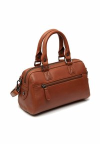 Borsa a mano in pelle marrone con doppi manici, tasca anteriore con zip e tracolla removibile su sfondo bianco.