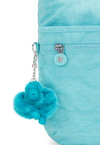 Kipling Axelremsväska - deepest aqua