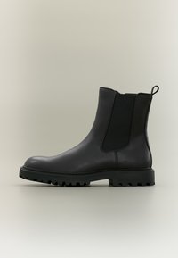 Επιλέχθηκε, black