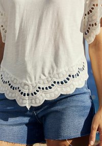 Next SHORT SLEEVE BRODERIE - Bluse - white