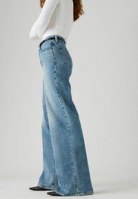 Levi's® WIDE LEG - Vaqueros a campana - headwinds ahead