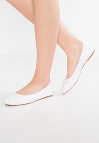Anna Field Ballerinat - white