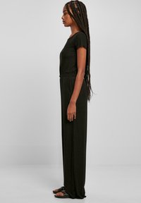 Urban Classics Salopetă - black