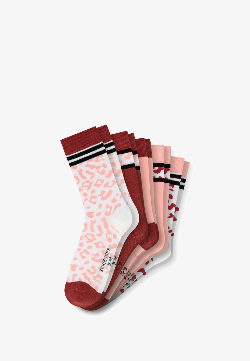 Sieben Paar Crew-Socken in verschiedenen Farben: Pink, Rot und Weiß. Die Muster umfassen Leopardenprint und gestreifte Akzente am oberen Rand.