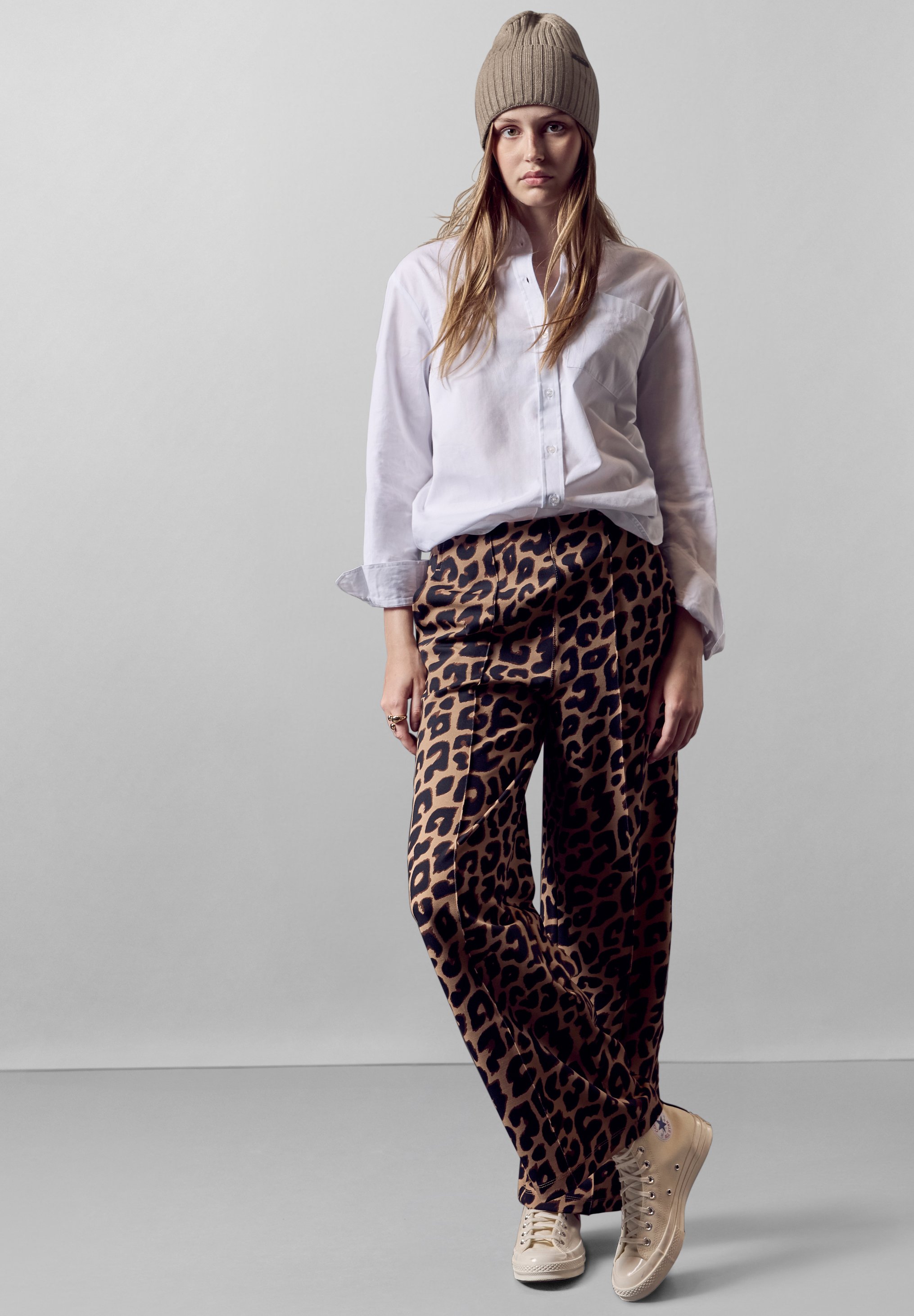 Cappello Invernale Da Donna Gatsby Anni '20 In Lana Berretto Uncinetto Secchio Fiore A285, Blu Navy, Taglia Unica - Foto 5