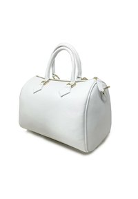 Biała skórzana torebka o zaokrąglonym kształcie, teksturowanej powierzchni, podwójnych uchwytach i złotych akcentach. Posiada zamek błyskawiczny i boczne detale.
