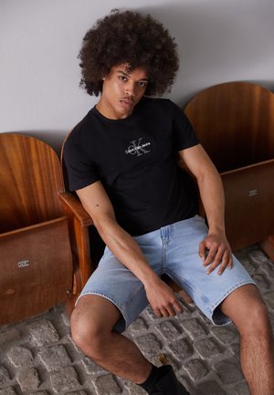 MONOGRAM - Jednoduché tričko - black