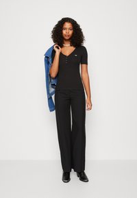 Lee HENLEY - T-shirt basic - black