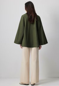 Touché Privé GABARDINE - Veste légère - khaki