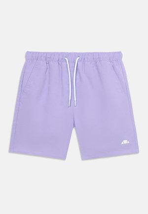 Shorts à taille élastique lavande avec cordon blanc, poches latérales et petit logo blanc sur la jambe gauche.