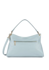 Borsa a tracolla in pelle azzurro chiaro con un design a testa curva, una tasca con zip dorata sulla parte anteriore e una tracolla regolabile. Texture liscia.