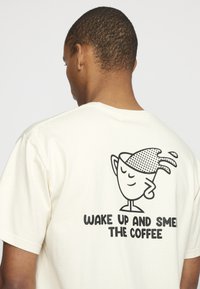 REVOLUTION Camiseta estampada - offwhite