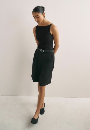 Next, REGULAR FIT - HIDDEN SUPPORT BOAT NECK VEST TOP - Débardeur - black