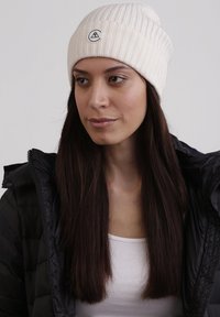 CASH-MERE FINE - Čepice - weiss