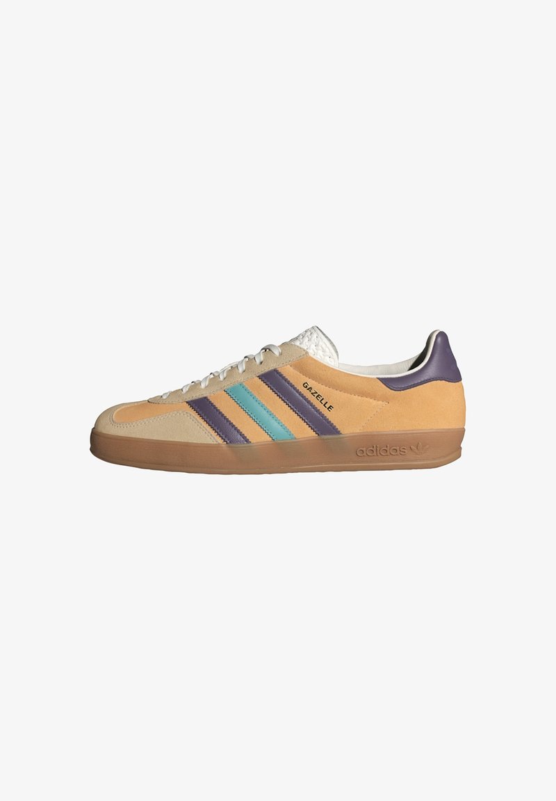 adidas Originals GAZELLE INDOOR - Tossud - glow orange shadow violet off white