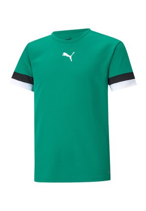 T-shirt verde a girocollo con maniche corte, caratterizzata da dettagli a righe bianco e nero sulle maniche e un logo bianco sulla parte anteriore.