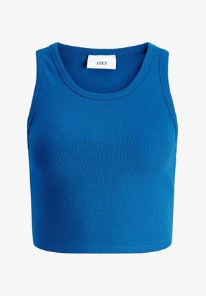 Sinine ribiga lühike topp, millel on lai kaelus, varrukateta disain ja etiketil "JJXX", mis asub kaela keskel.