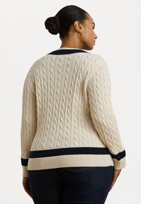 Lauren Ralph Lauren Woman CABLE KNIT COTTON CRICKET SWEATER - Džemperis - mascarpone cream/lauren navy