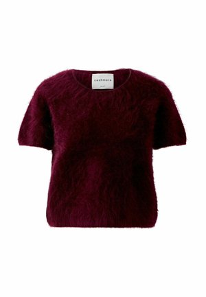 Burgunderfarbener Kaschmirpullover mit kurzen Ärmeln, flauschiger Textur und rundem Ausschnitt. Das Etikett trägt die Aufschrift "Kaschmir oui". Schlichter, lässiger Stil.