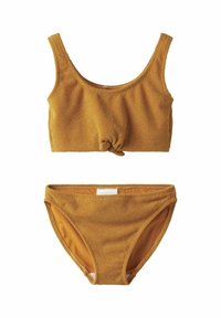 Conjunto de bikini amarillo mostaza que incluye un top corto texturizado con un nudo en la parte frontal y braguitas a juego de corte bajo. Forro interior suave.