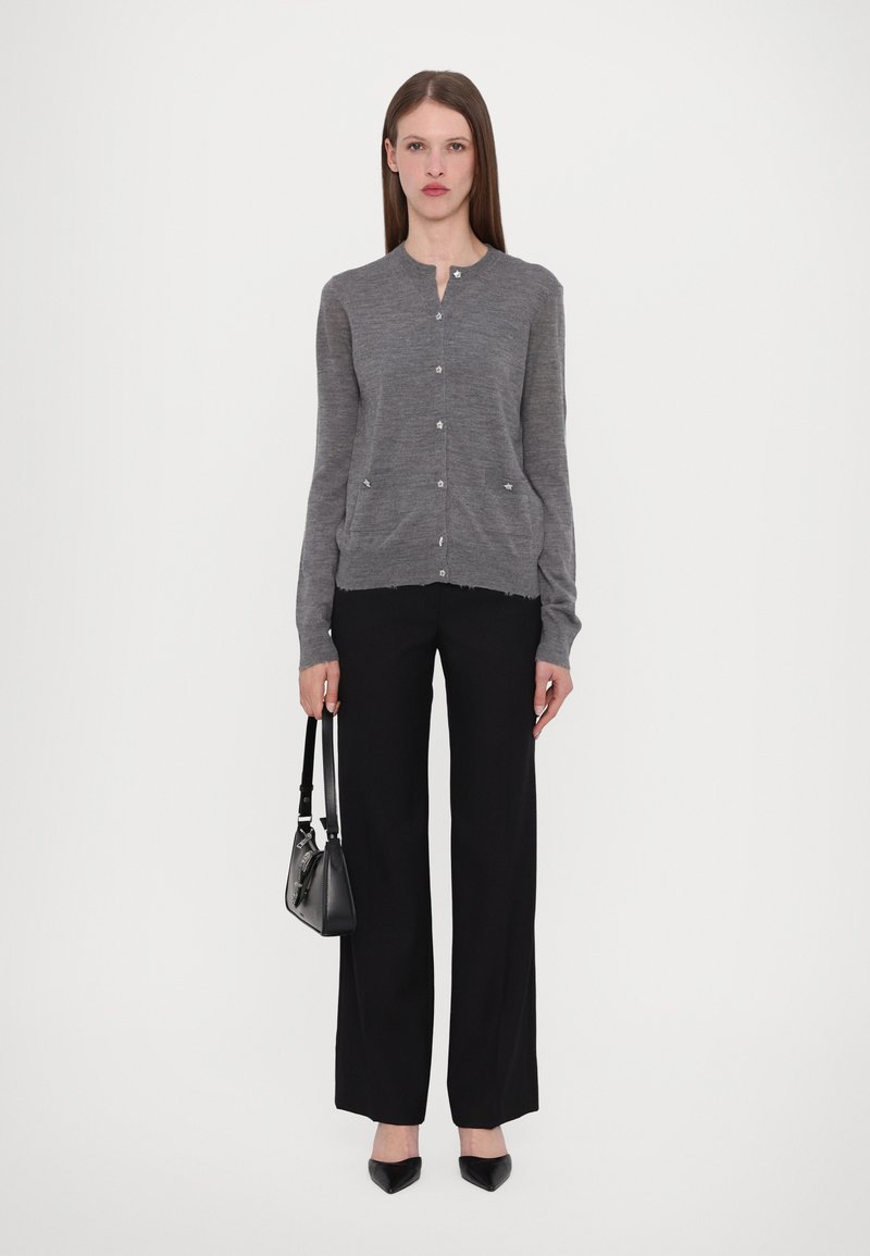 Ensemble Pyjama Court À Manches Longues En Gaze Noire Petite Taille