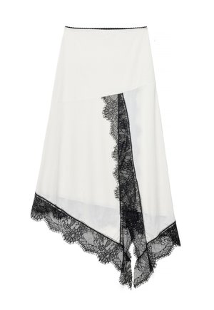 - Spódnica trapezowa