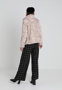 Wallis Vinterjacka - light pink